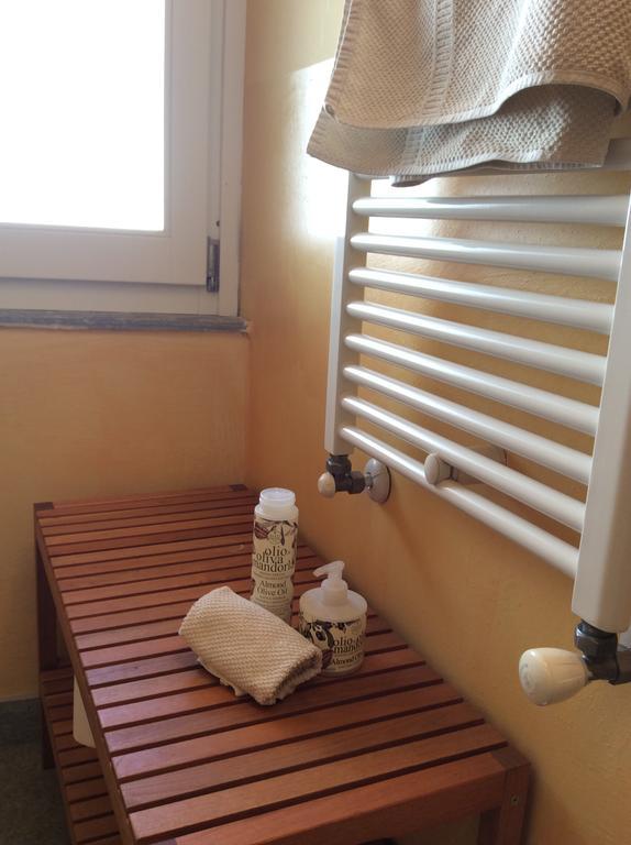 Piazzetta Consolata Bed and Breakfast Turín Habitación foto